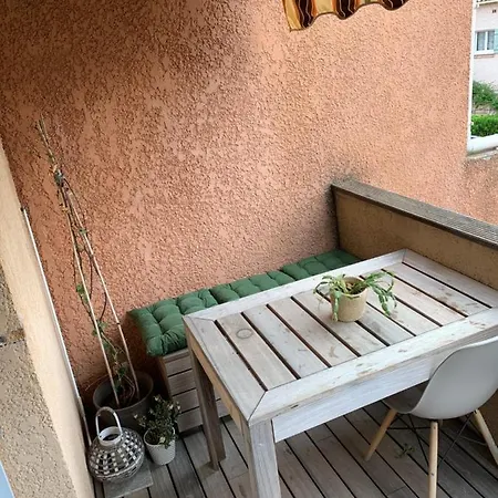 La Nartelle Apartment *